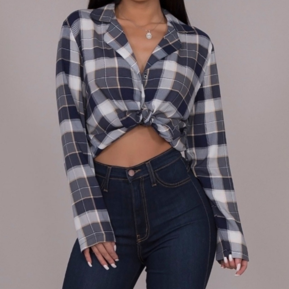 Last L• Plaid Crop Shirt in Navy - Picture 1 of 6